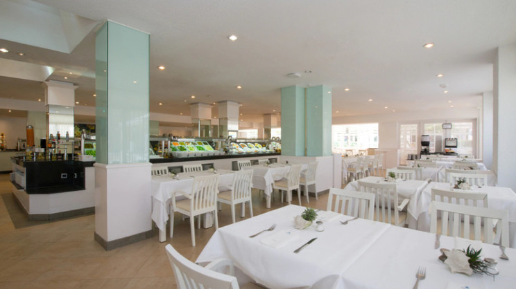 Iberostar Waves Ciudad Blanca